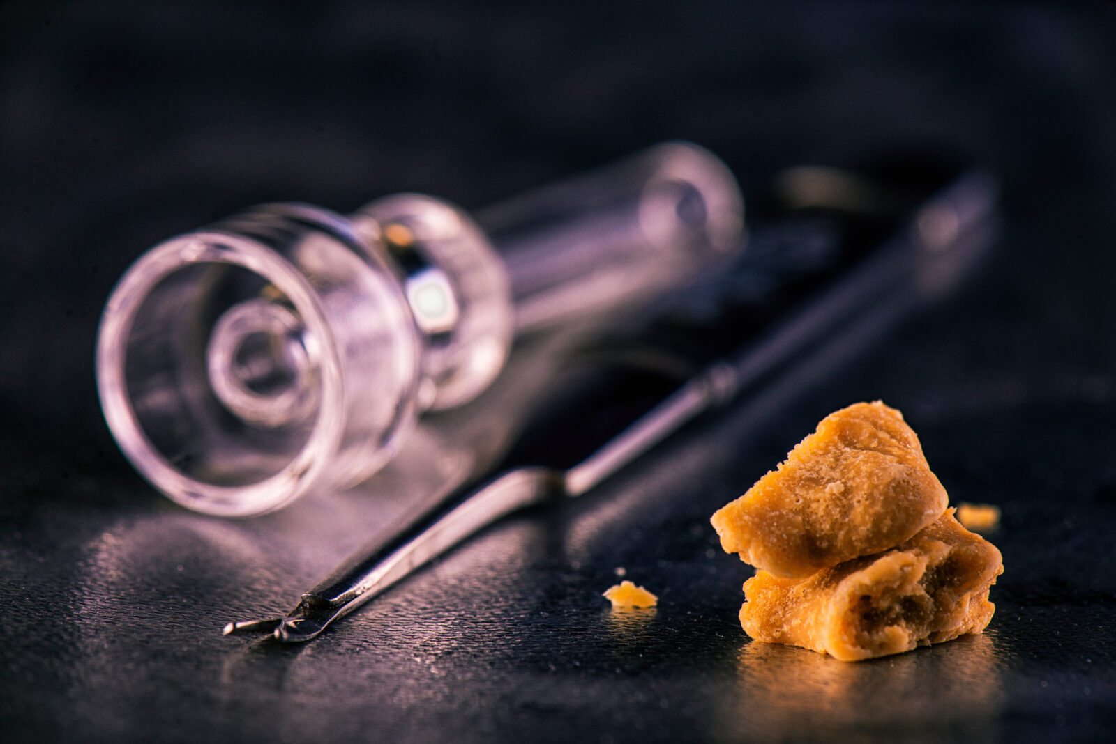 What Is Dabbing and How Do I Do a Dab - WeedSeedShop